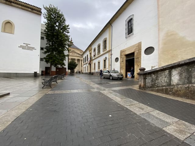 La Compañía