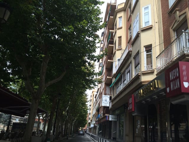 Milán