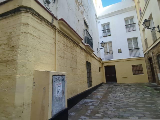 El Teniente Seblon